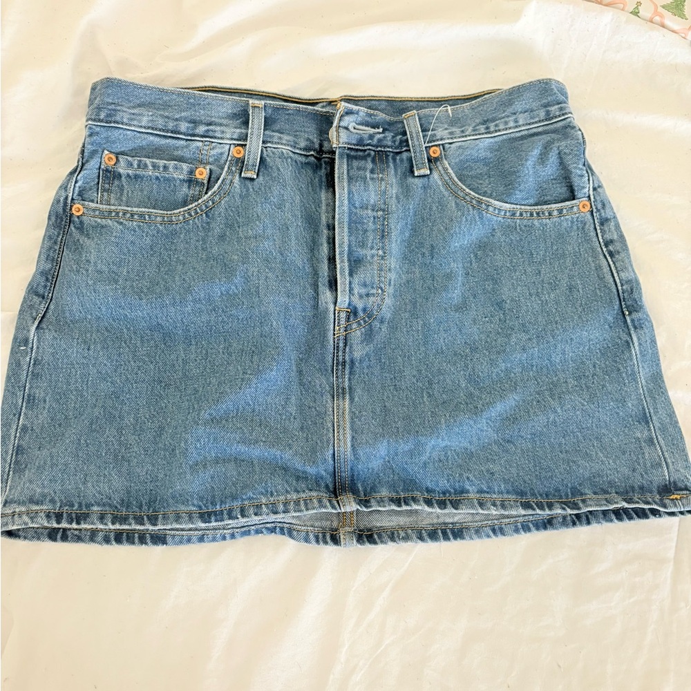 Classic Levi’s Blue Denim Skirt